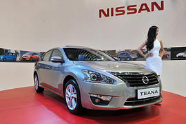   nissan teana:  1 ,    